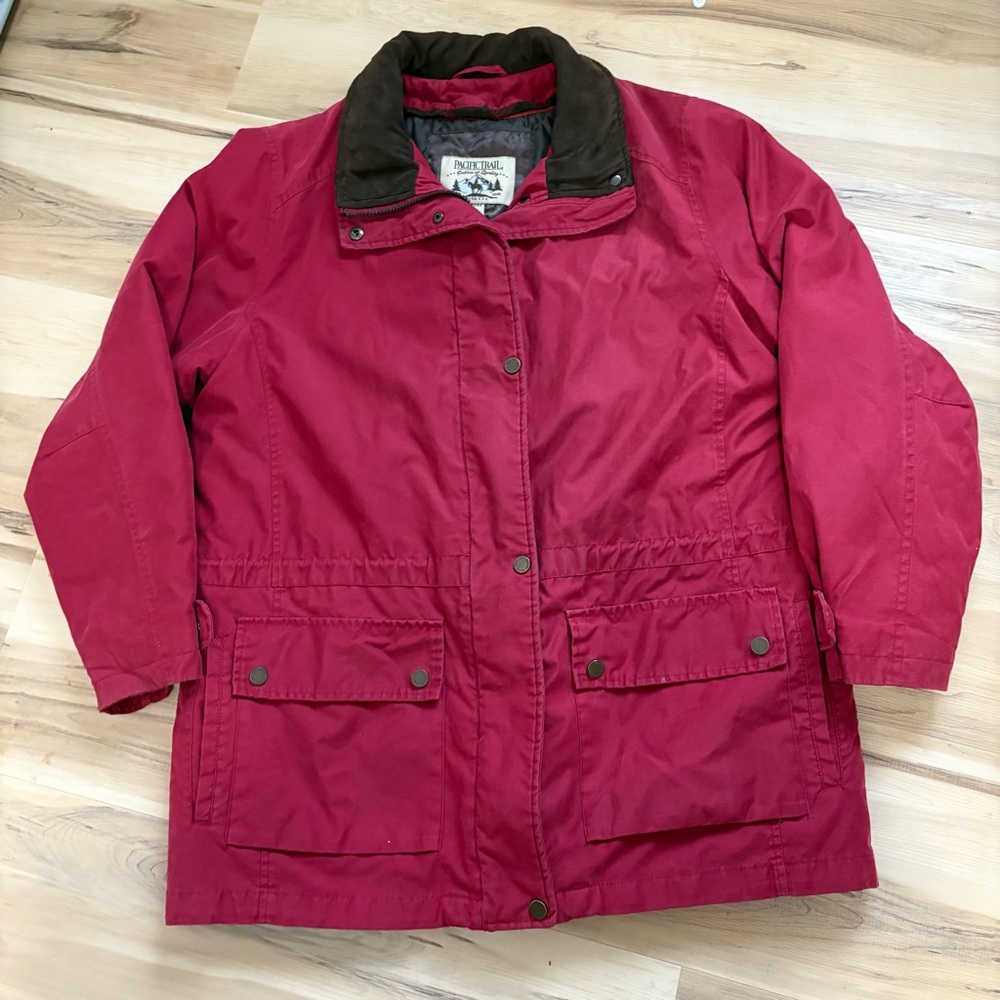 Heritage Outdoors Quilted Red VTG Barn Jacket Chore Coat with Brown Collar MED